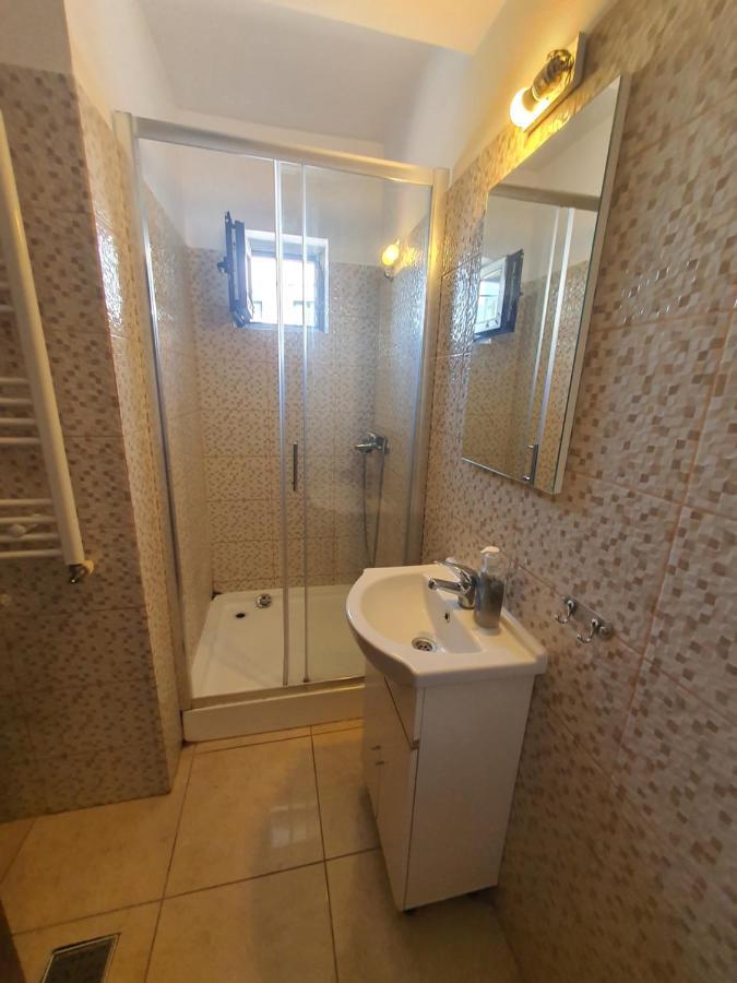 Villa Accommodation ブカレスト エクステリア 写真