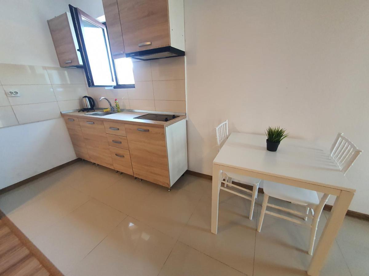 Villa Accommodation ブカレスト エクステリア 写真